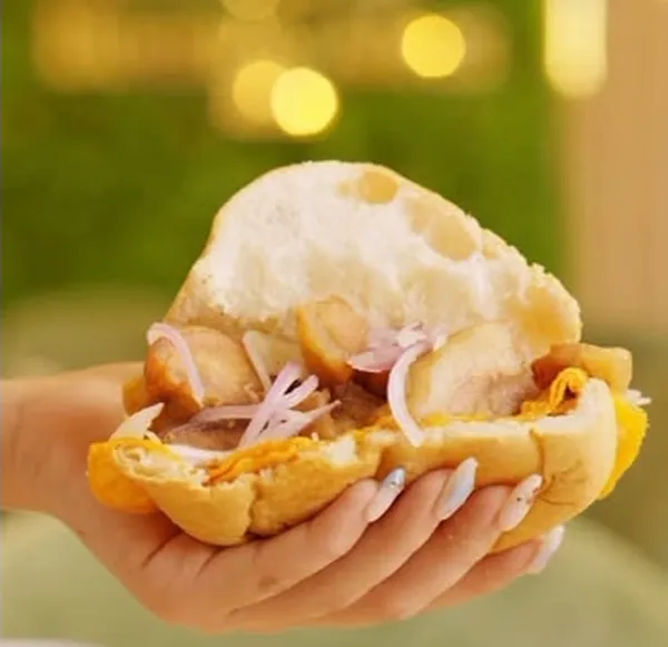 Sándwich de chicharrón